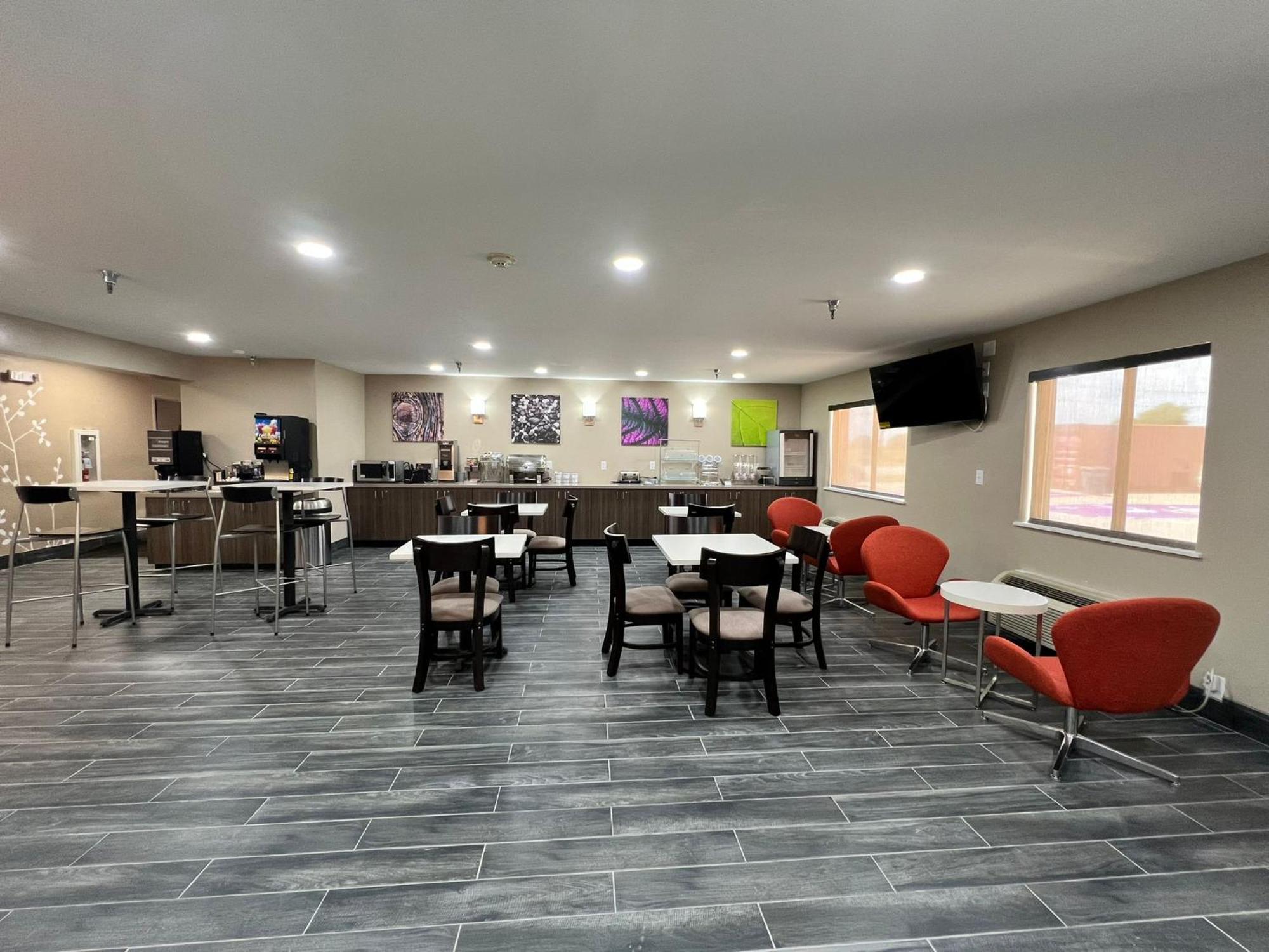 Sleep Inn & Suites Salina I-135 Exteriör bild