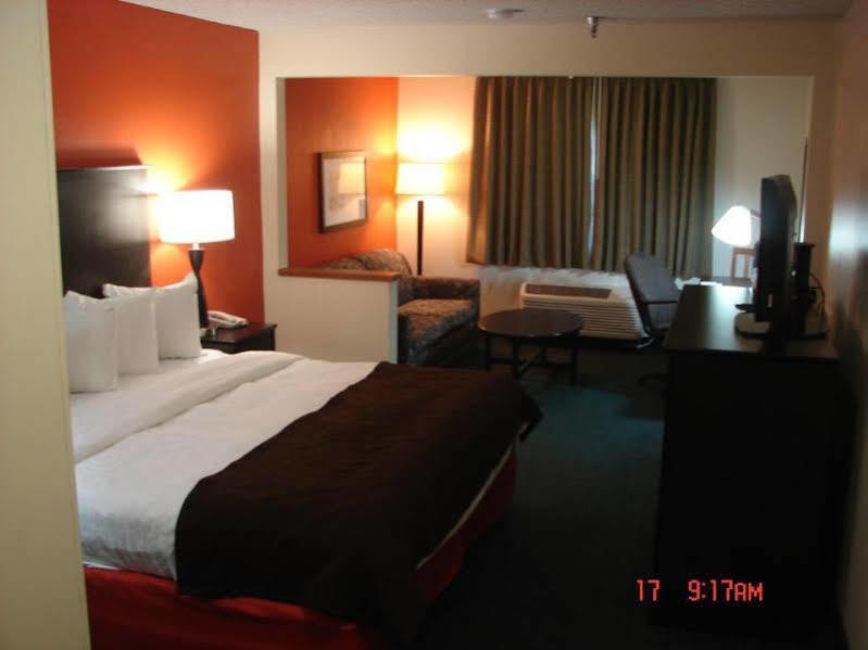 Sleep Inn & Suites Salina I-135 Exteriör bild