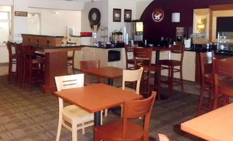 Sleep Inn & Suites Salina I-135 Exteriör bild